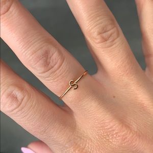 ByChari Rose Gold S initial ring